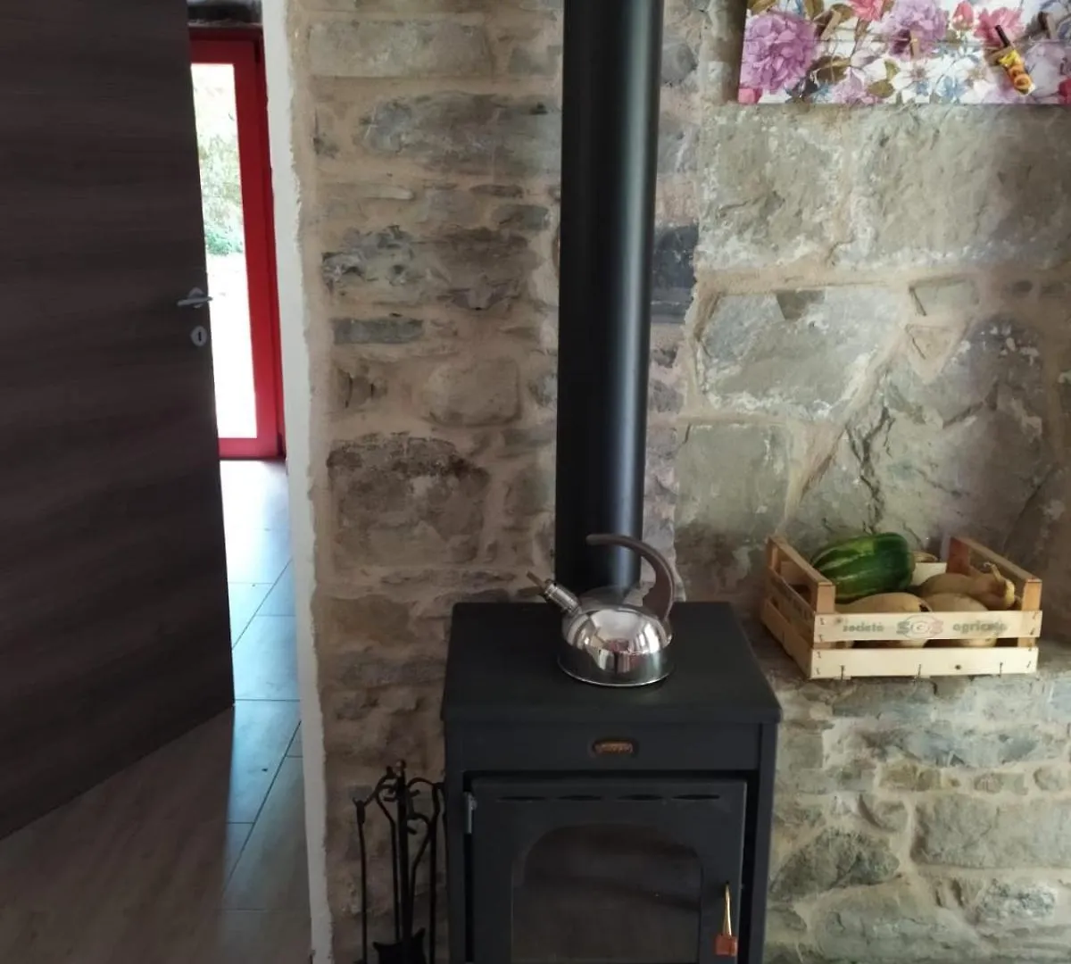 Agriturismo Antico Mulino Sul Dolo - La Vecchia Casa In Sasso Montefiorino